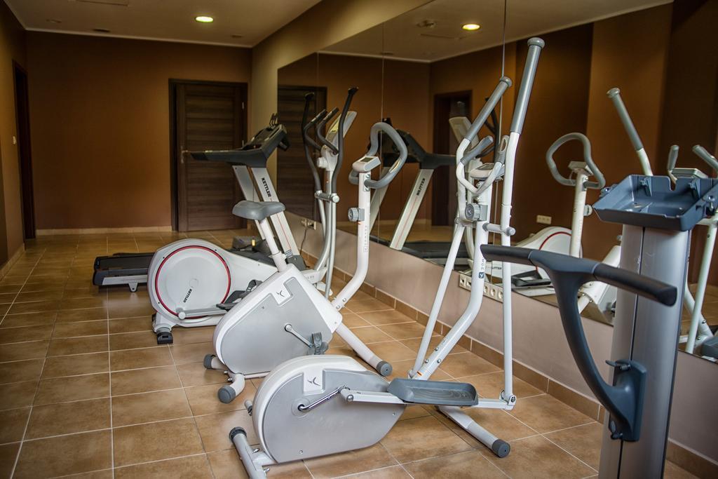 Hotel Novum & Spa Niepolomice Luaran gambar