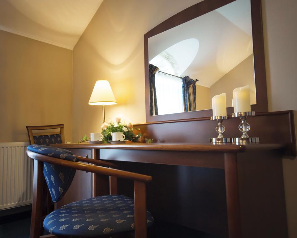 Hotel Novum & Spa Niepolomice Luaran gambar