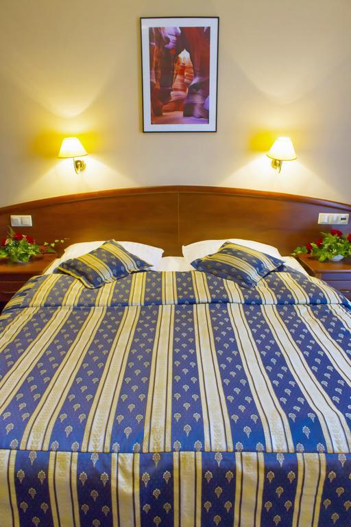 Hotel Novum & Spa Niepolomice Luaran gambar