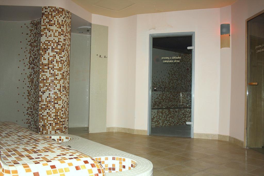 Hotel Novum & Spa Niepolomice Luaran gambar